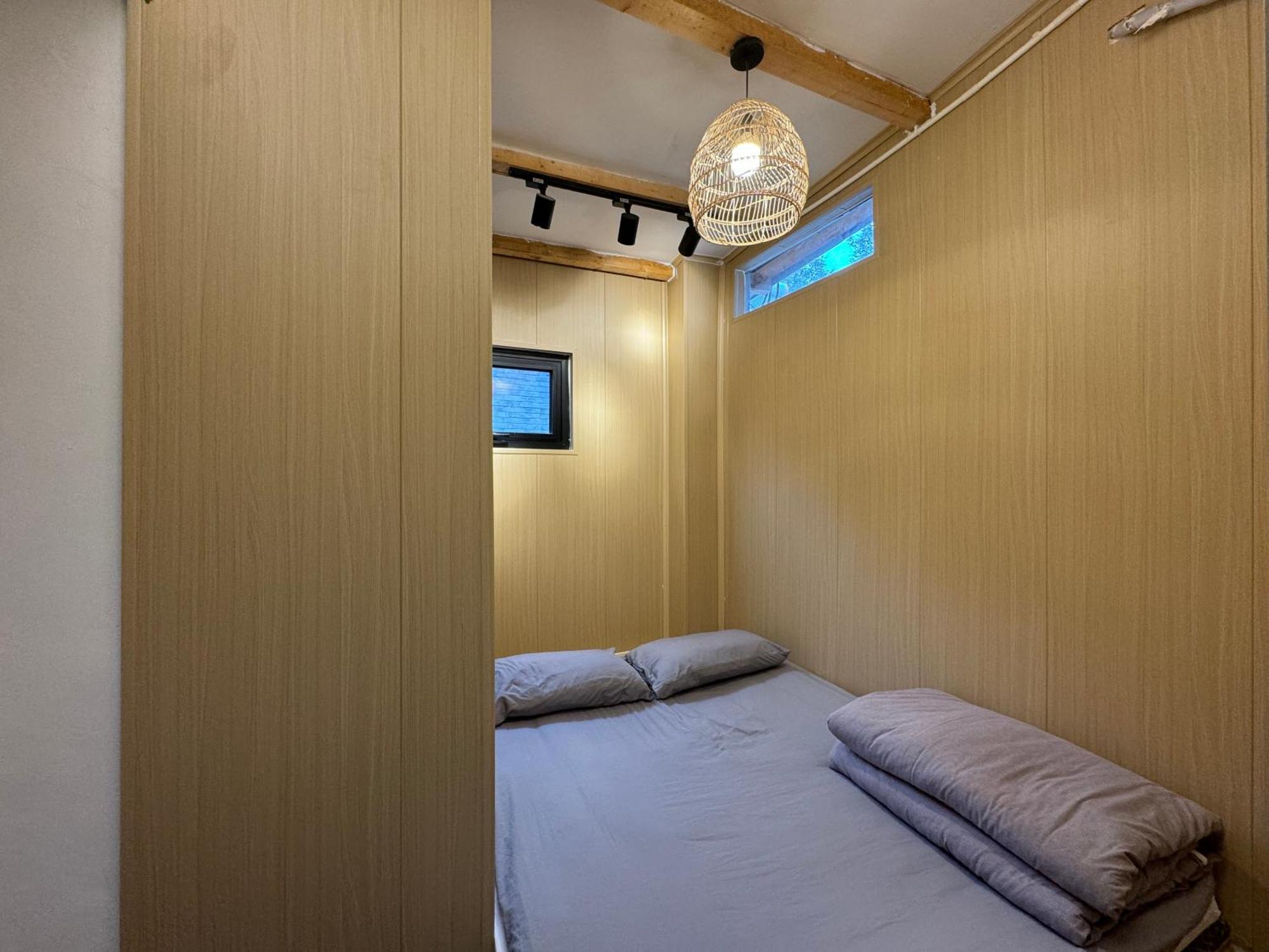 Beijing Hills & Hutong City Retreat Near Forbidden City & Line 4 Multi-Room Options Экстерьер фото