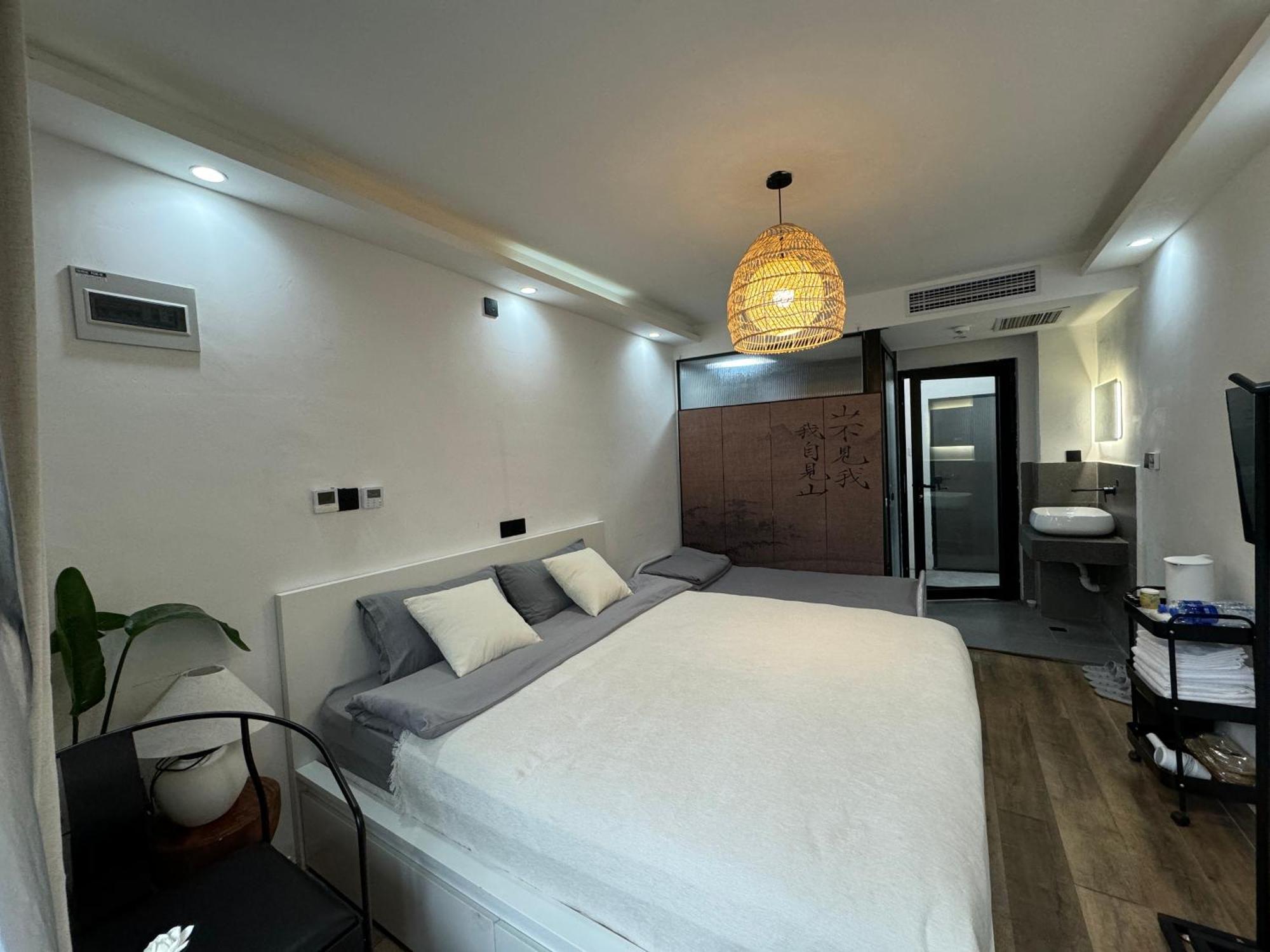 Beijing Hills & Hutong City Retreat Near Forbidden City & Line 4 Multi-Room Options Экстерьер фото